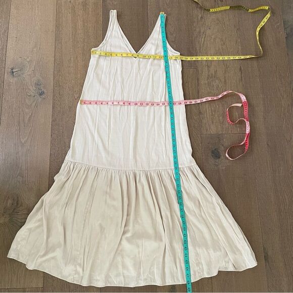 H&M Champagne V-Neck Drop Waist Slip Maxi Women's Dress (Size XS) - Picture 8 of 10